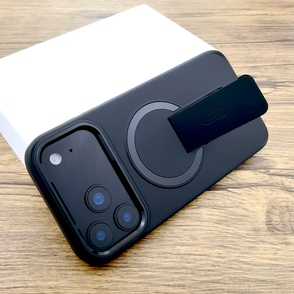 Shockproof Armor Matte Case For iPhone 17 16E 16 15 14 Pro Max Air 17Pro Magsafe Wireless Charge With Stand Full Covers