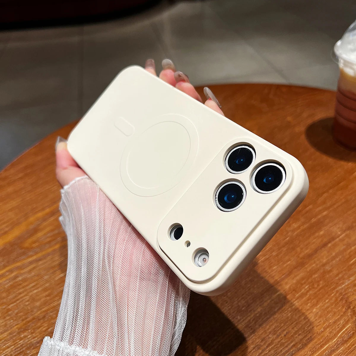 for iPhone 17 Pro Max 17 Air 17Pro Case Magnetic Cover for Mag-safe Liquid Silicone Velvet Lining All-round Camera Protect Shell