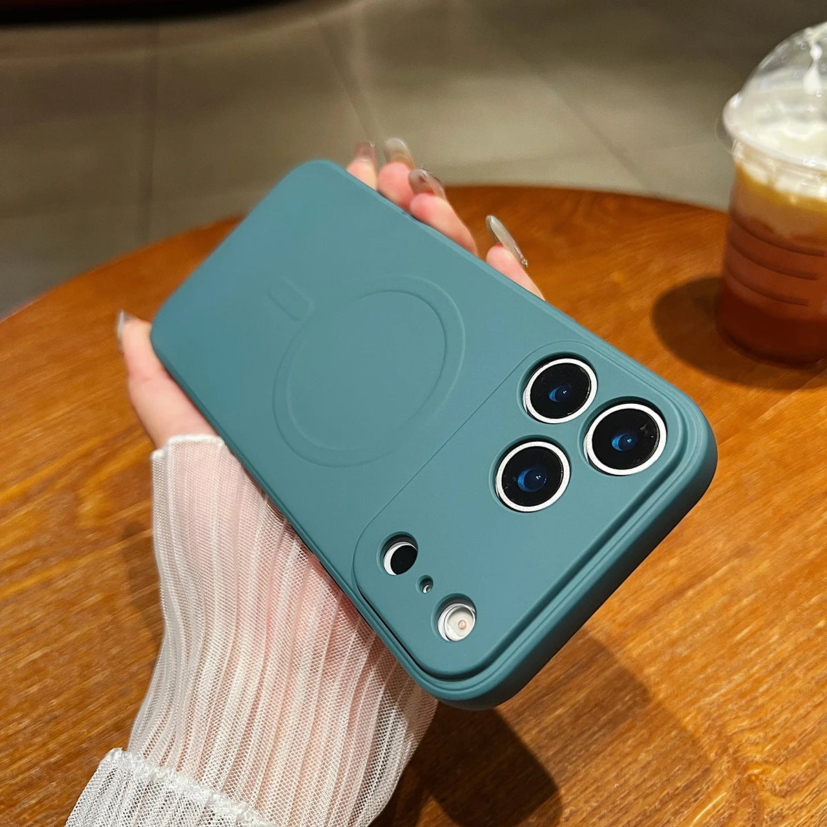 for iPhone 17 Pro Max 17 Air 17Pro Case Magnetic Cover for Mag-safe Liquid Silicone Velvet Lining All-round Camera Protect Shell